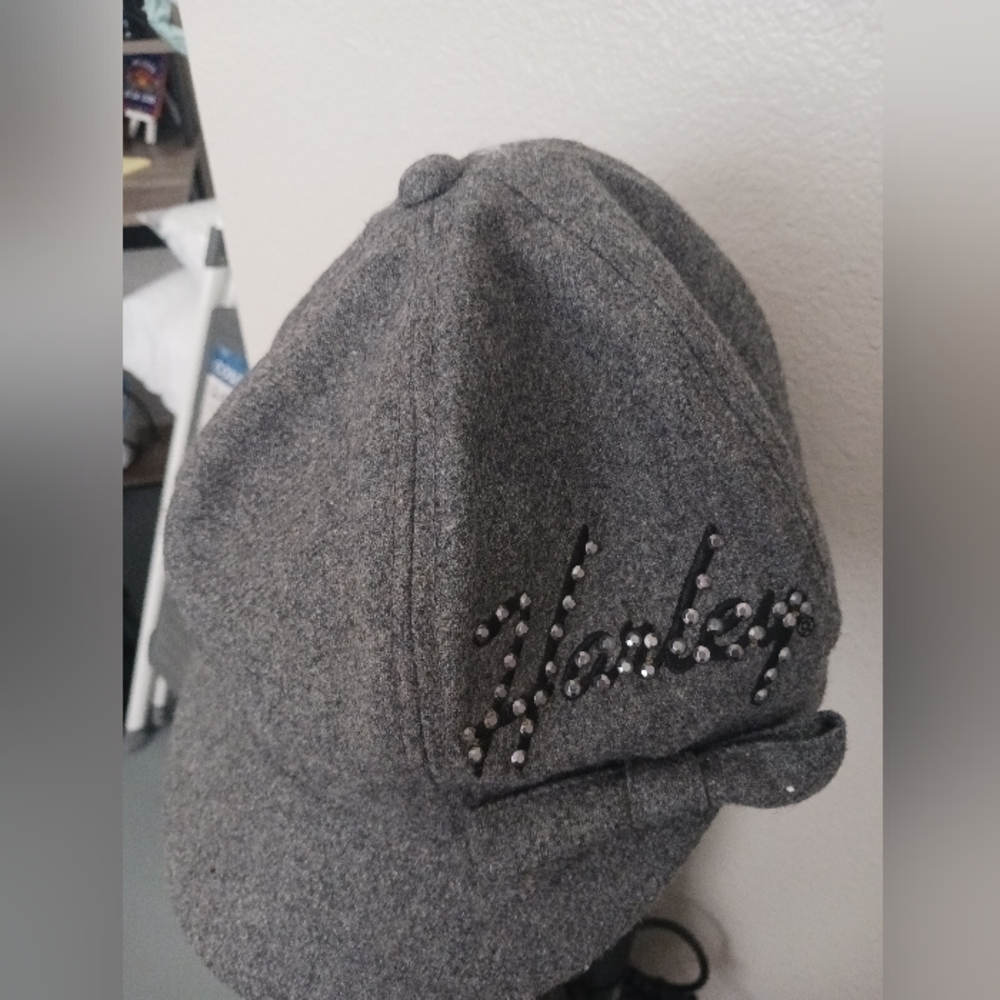 Page boy hat